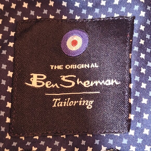 Ben Sherman Tailoring Men's Long Sleeve Button Front Stretch Shirt. Size Large - Picture 6 of 7